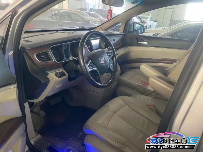 15年别克GL8MPV抵押车出售