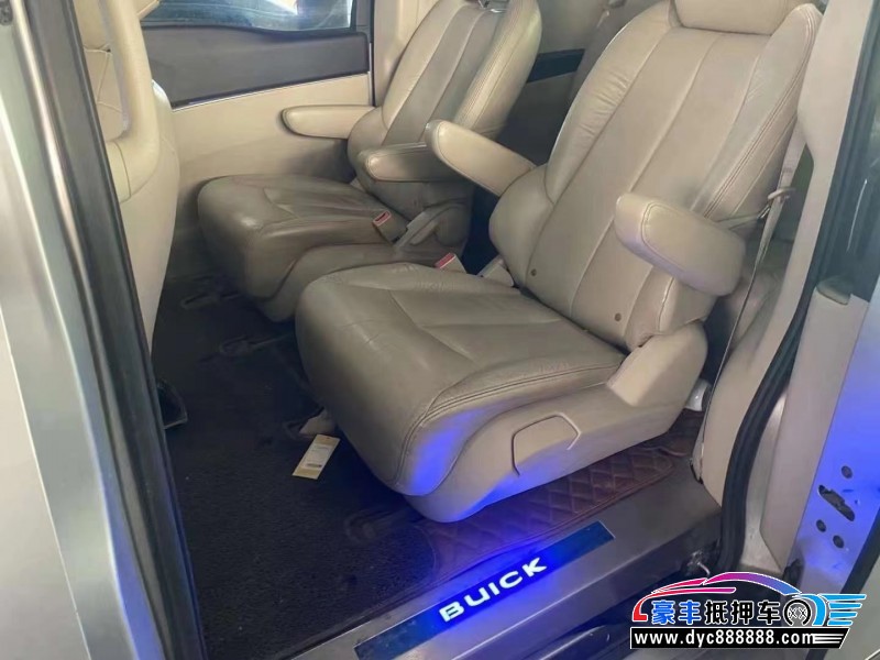 15年别克GL8MPV抵押车出售