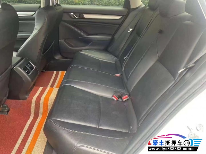 19年本田雅阁轿车抵押车出售