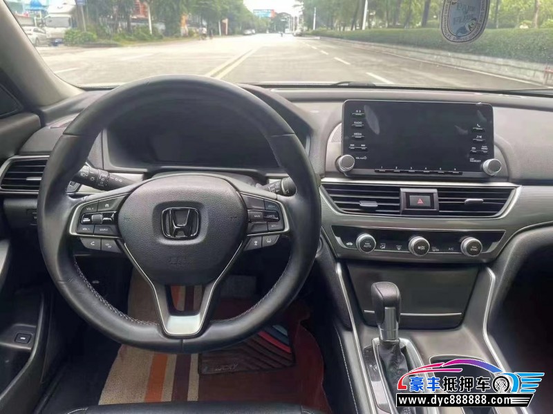 19年本田雅阁轿车抵押车出售