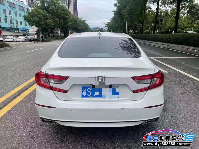 19年本田雅阁轿车抵押车出售