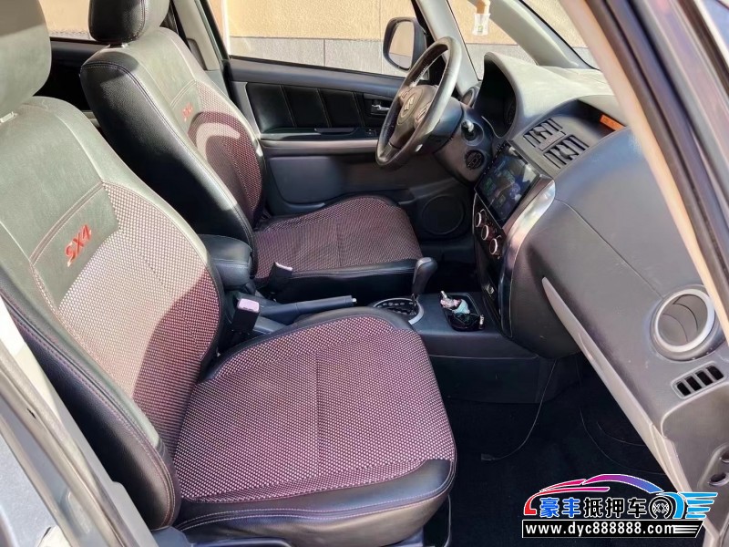 12年铃木天语 SX4轿车抵押车出售