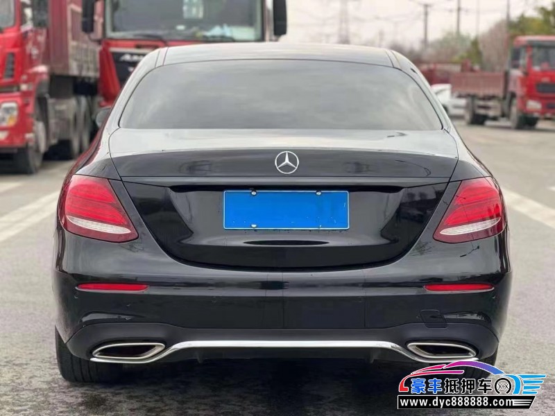 23年奔驰E轿车抵押车出售