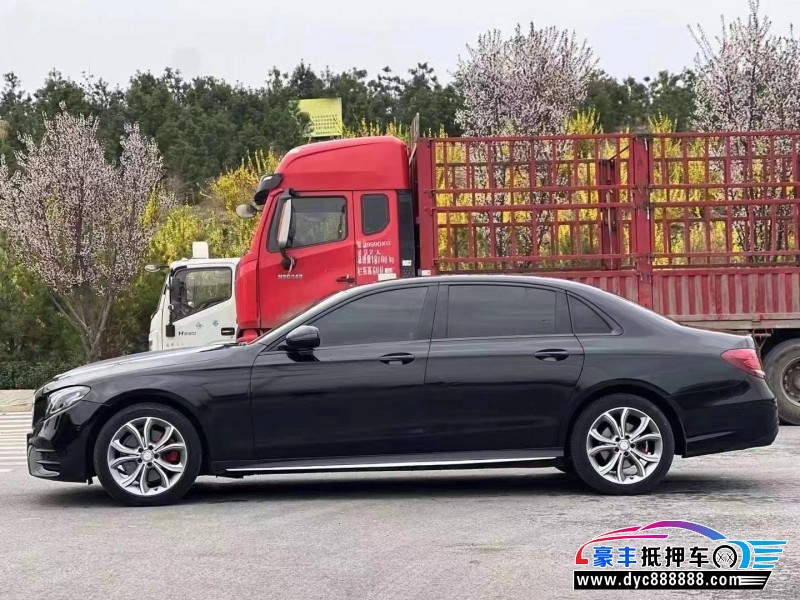 23年奔驰E轿车抵押车出售