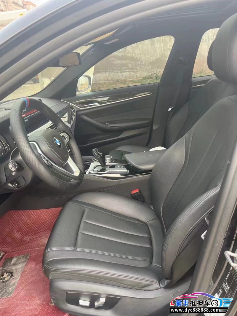 19年宝马5系轿车抵押车出售