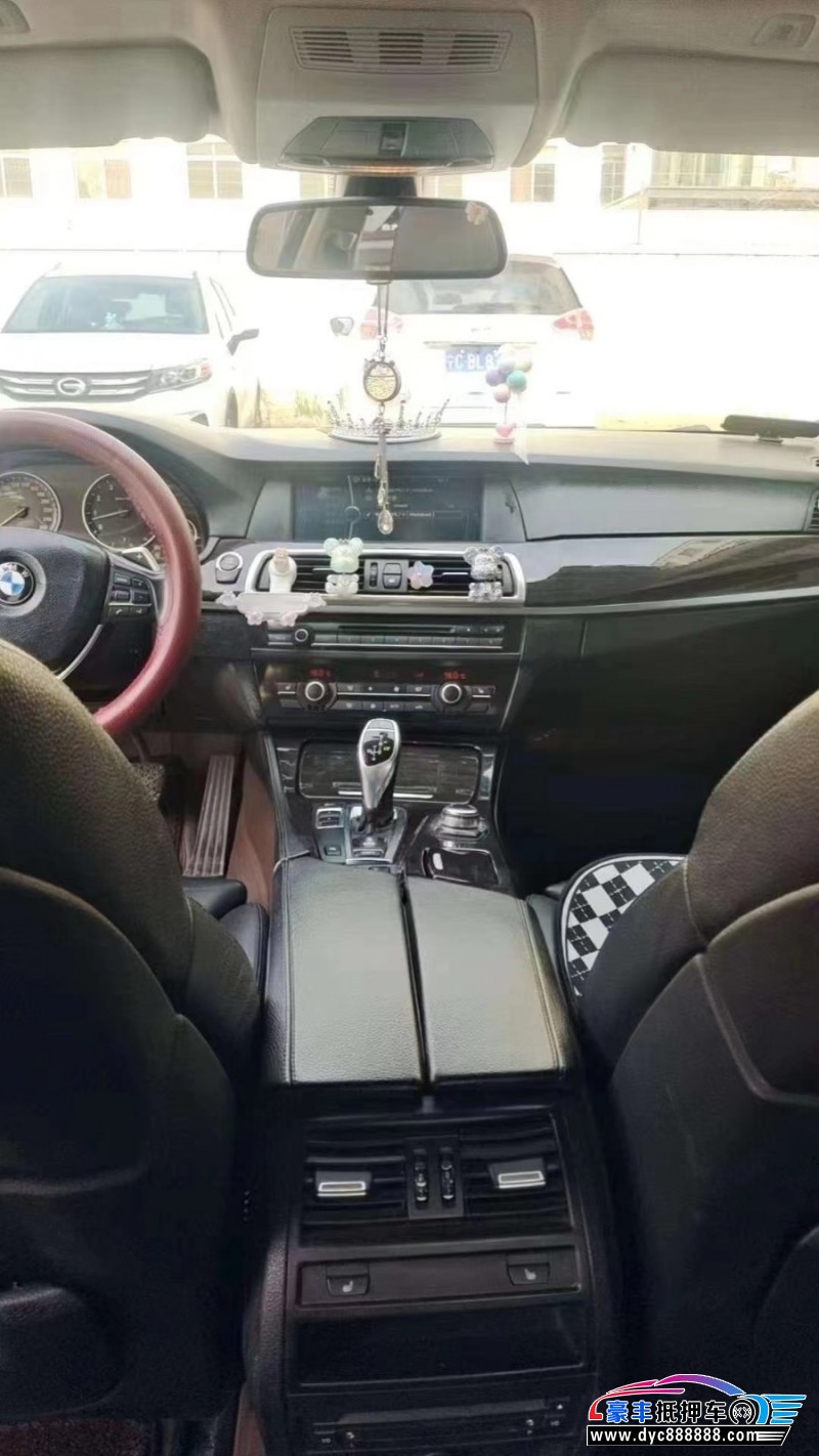 12年宝马5系轿车抵押车出售