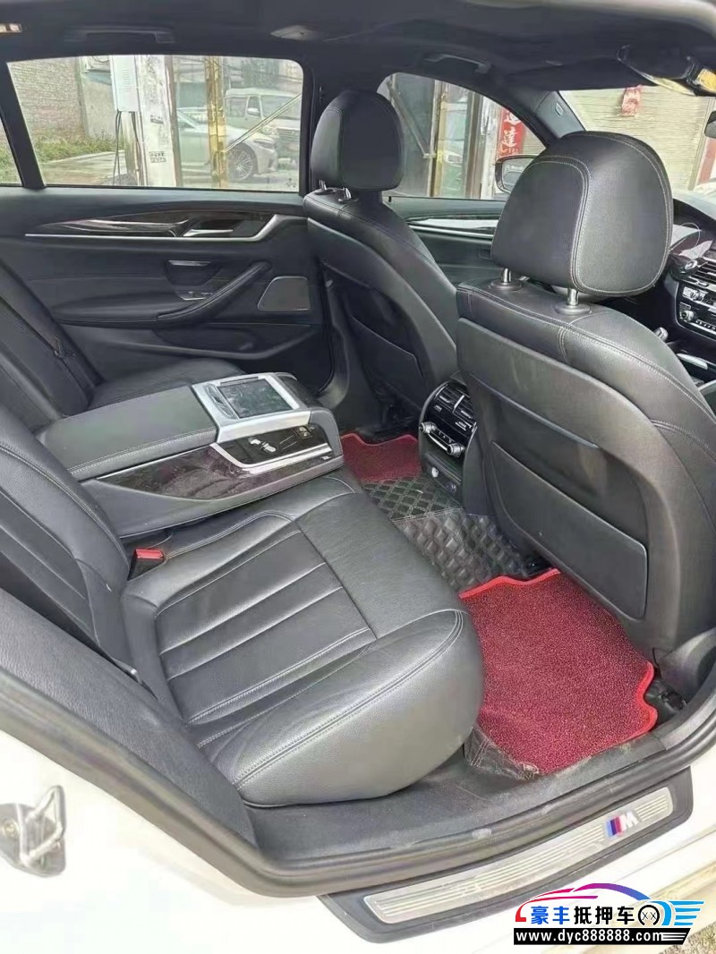 19年宝马5系轿车抵押车出售