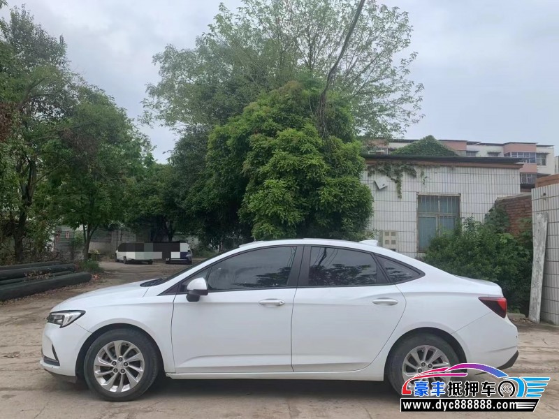 20年别克威朗轿车抵押车出售