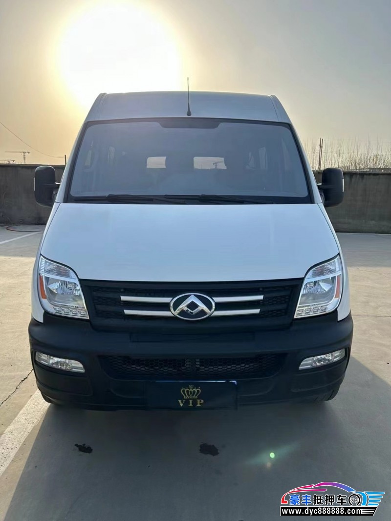 21年上汽大通V80轿车抵押车出售