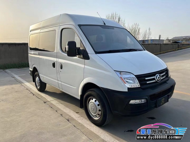 21年上汽大通V80轿车抵押车出售