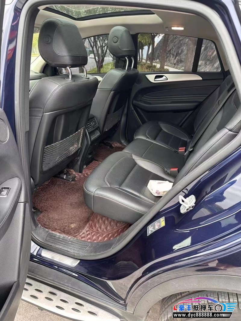 17年奔驰GLE轿车抵押车出售