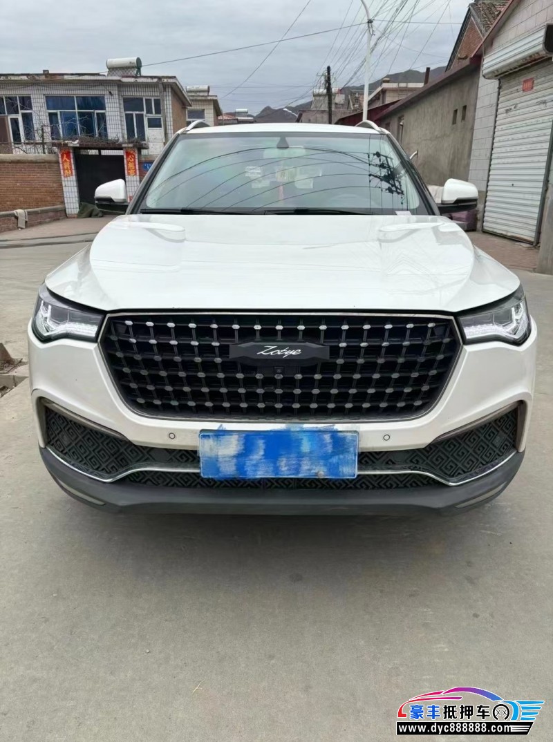 17年众泰T700轿车抵押车出售