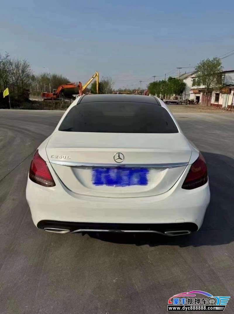 19年奔驰C轿车抵押车出售