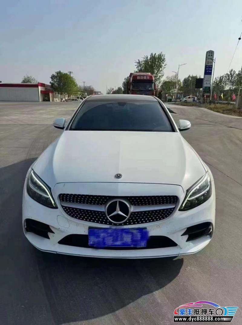 19年奔驰C轿车抵押车出售