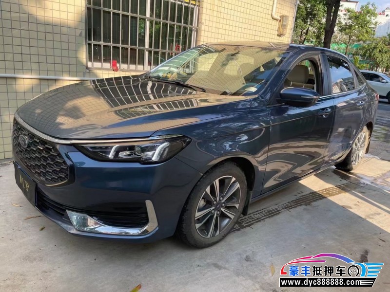 22年福特福睿斯轿车抵押车出售