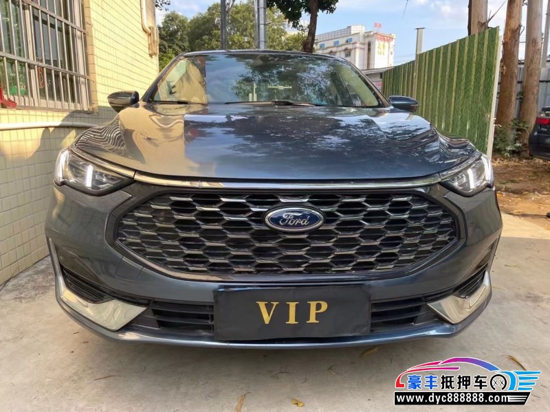 22年福特福睿斯轿车抵押车出售