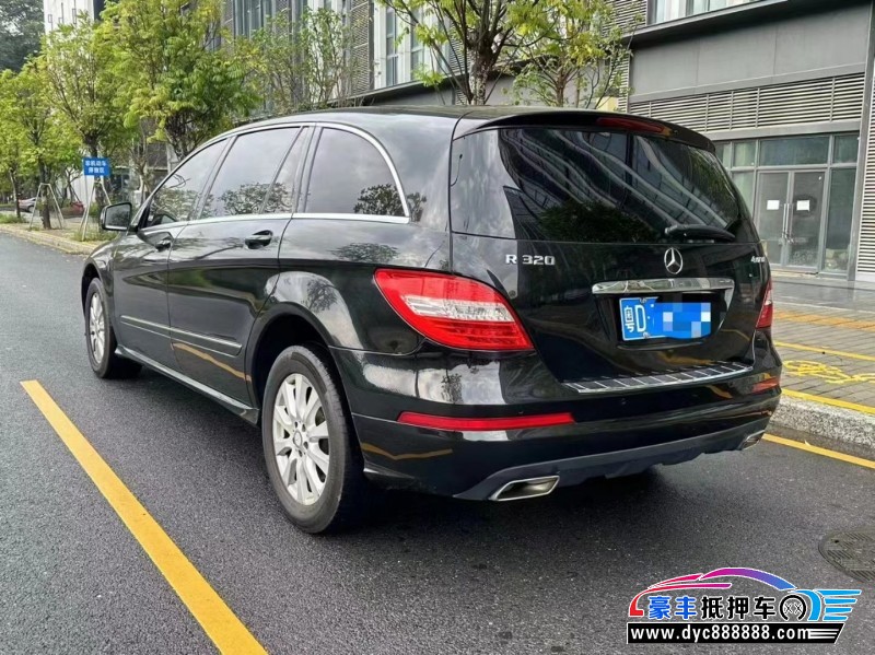 17年奔驰R轿车抵押车出售