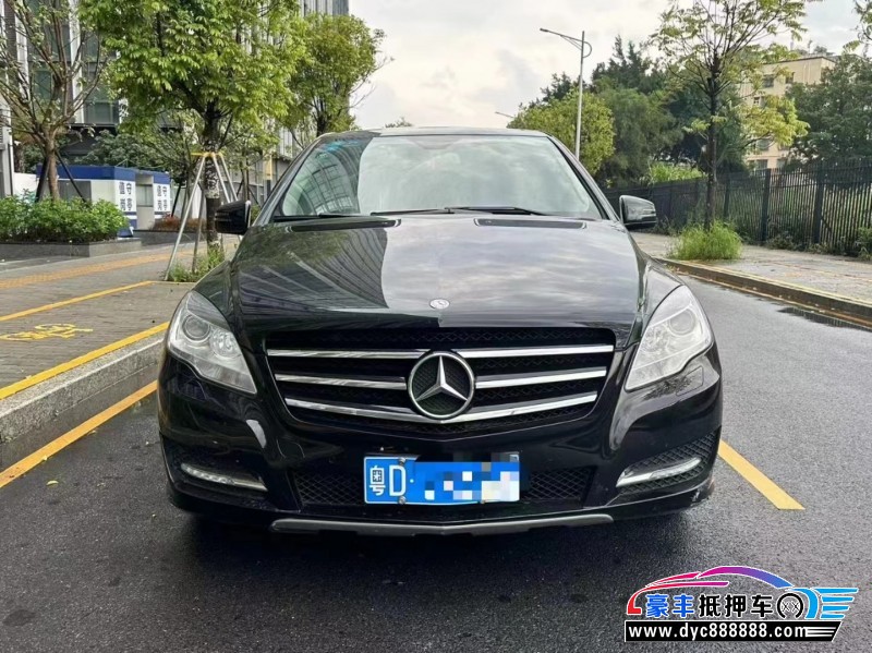 17年奔驰R轿车抵押车出售