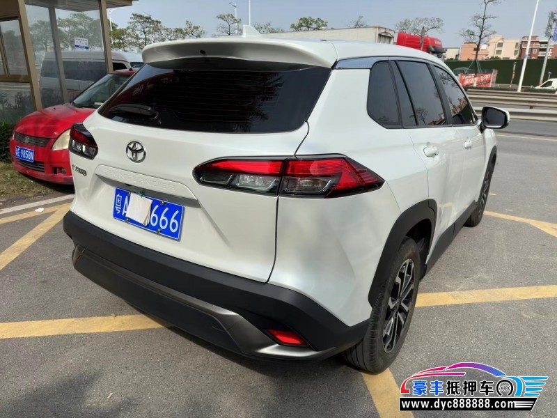 22年丰田威兰达轿车抵押车出售