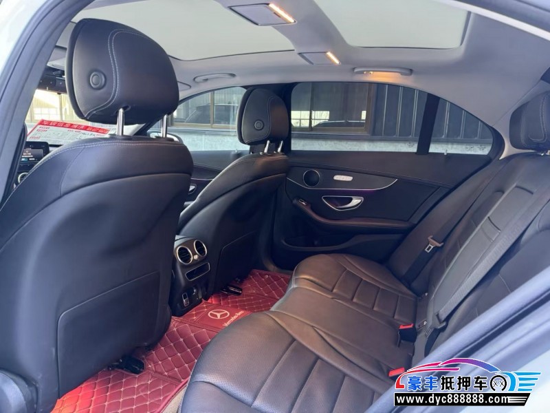 21年奔驰C轿车抵押车出售