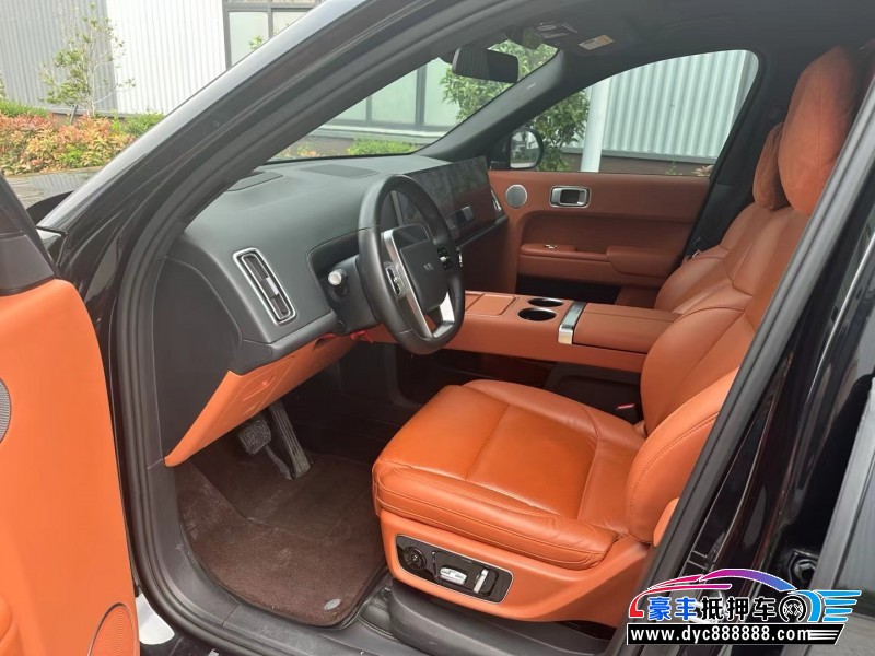 23年理想L8轿车抵押车出售