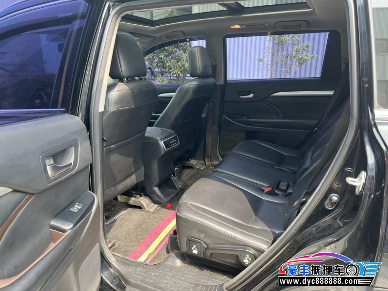 16年丰田汉兰达SUV抵押车出售