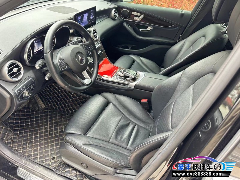 19年奔驰GLC轿车抵押车出售