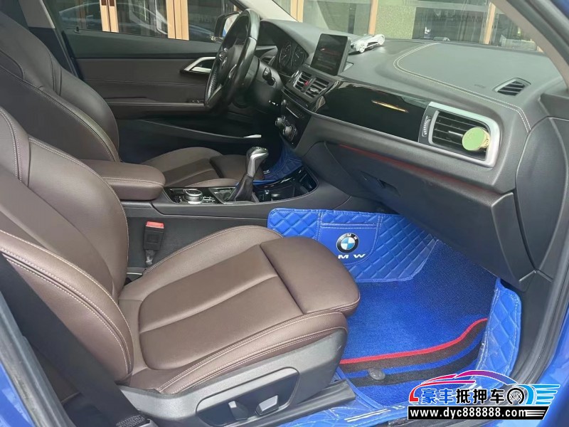 19年宝马1系轿车抵押车出售