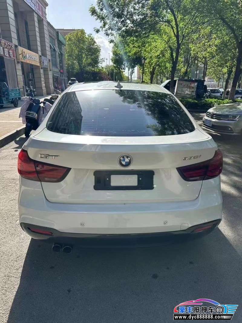 21年宝马3系轿车抵押车出售