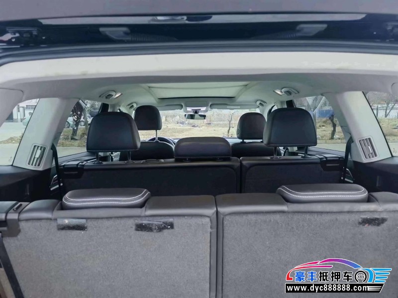 17年大众途昂轿车抵押车出售