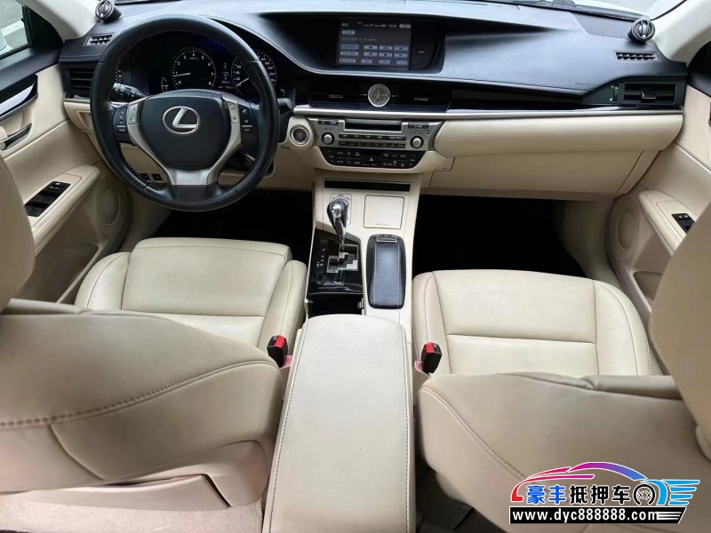 15年雷克萨斯ES轿车抵押车出售