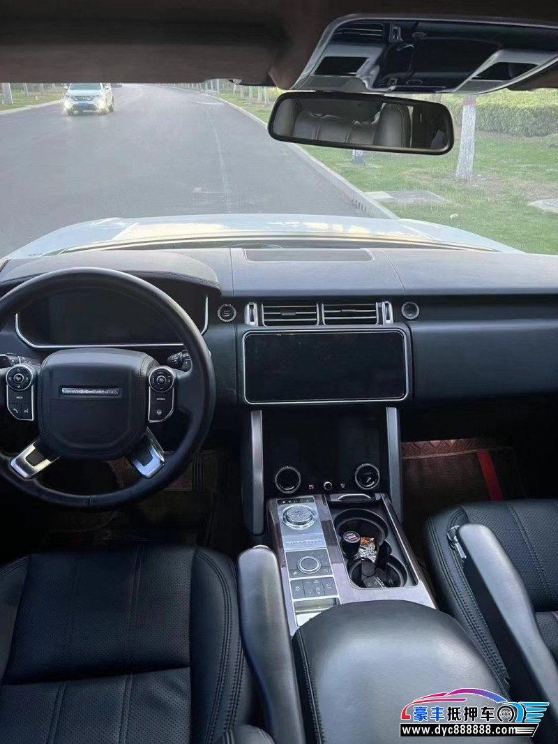 13年路虎揽胜行政轿车抵押车出售