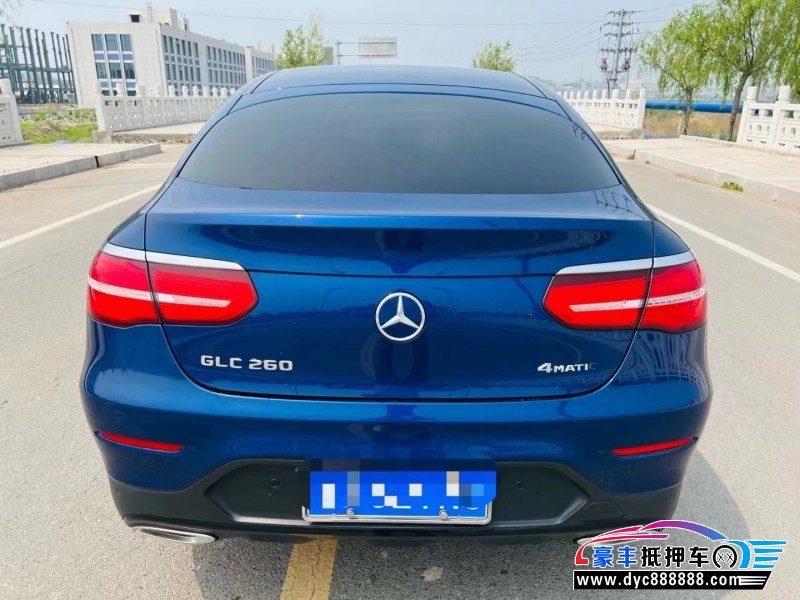 18年奔驰GLC轿车抵押车出售