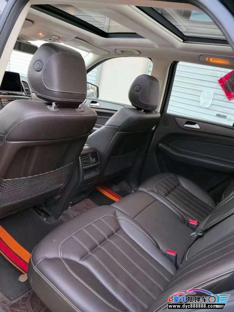 18年奔驰GLE轿车抵押车出售