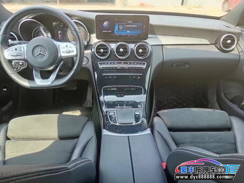 19年奔驰C轿车抵押车出售