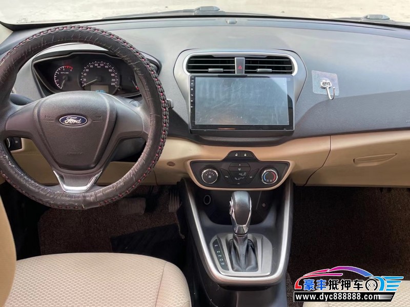 16年福特福睿斯轿车抵押车出售