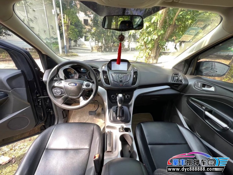 13年福特翼虎轿车抵押车出售