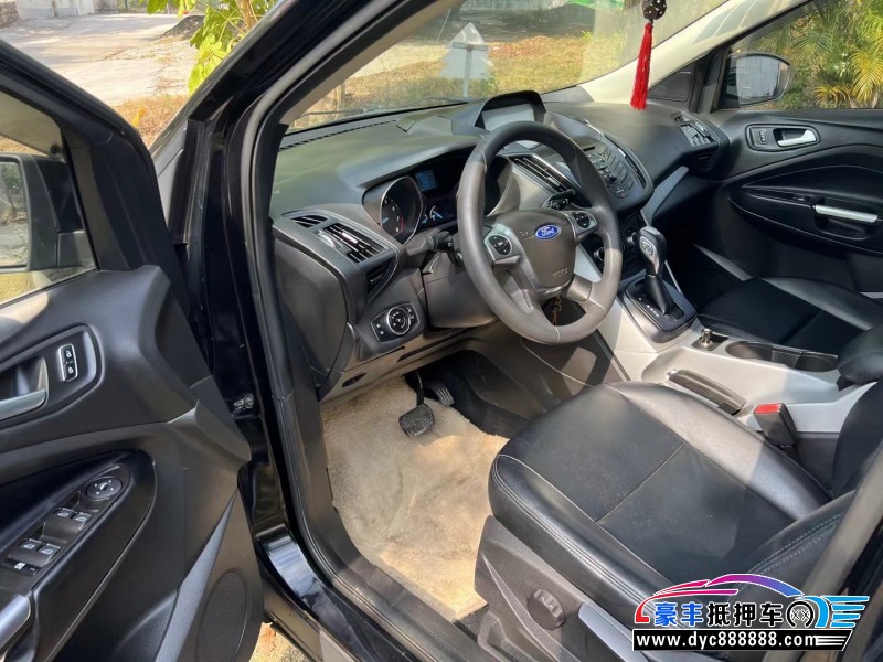 13年福特翼虎轿车抵押车出售