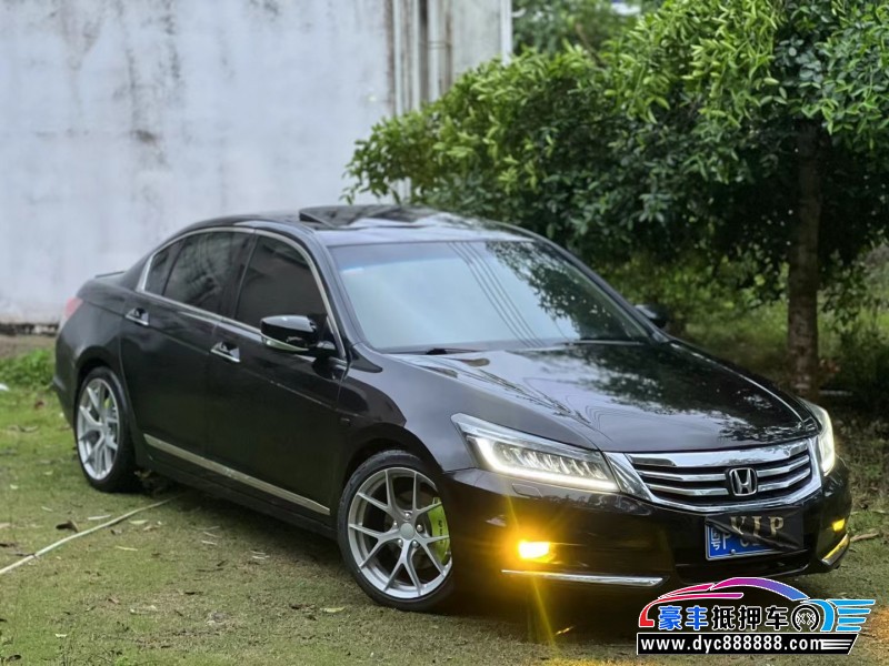 09年本田雅阁轿车抵押车出售