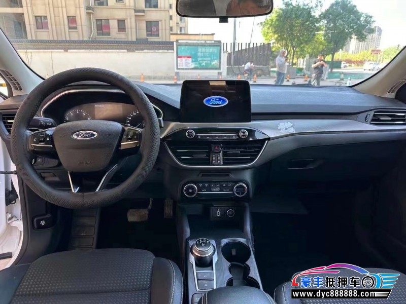 19年福特福克斯轿车抵押车出售