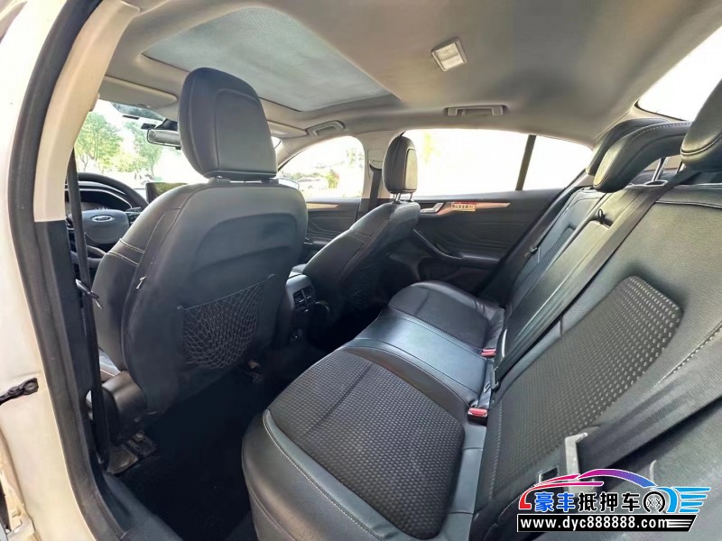 19年福特福克斯轿车抵押车出售