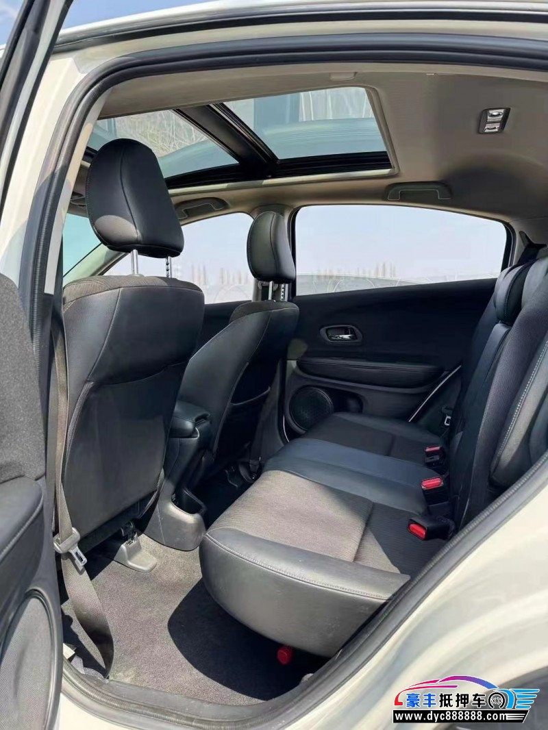 22年本田缤智轿车抵押车出售