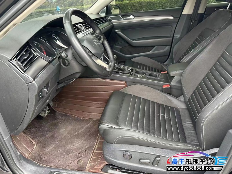 20年大众迈腾轿车抵押车出售