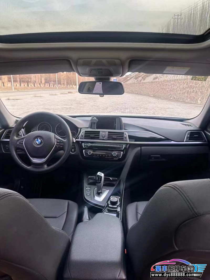 17年宝马3系轿车抵押车出售