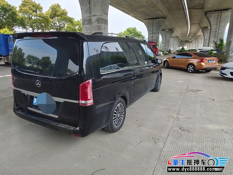 20年奔驰威霆轿车抵押车出售