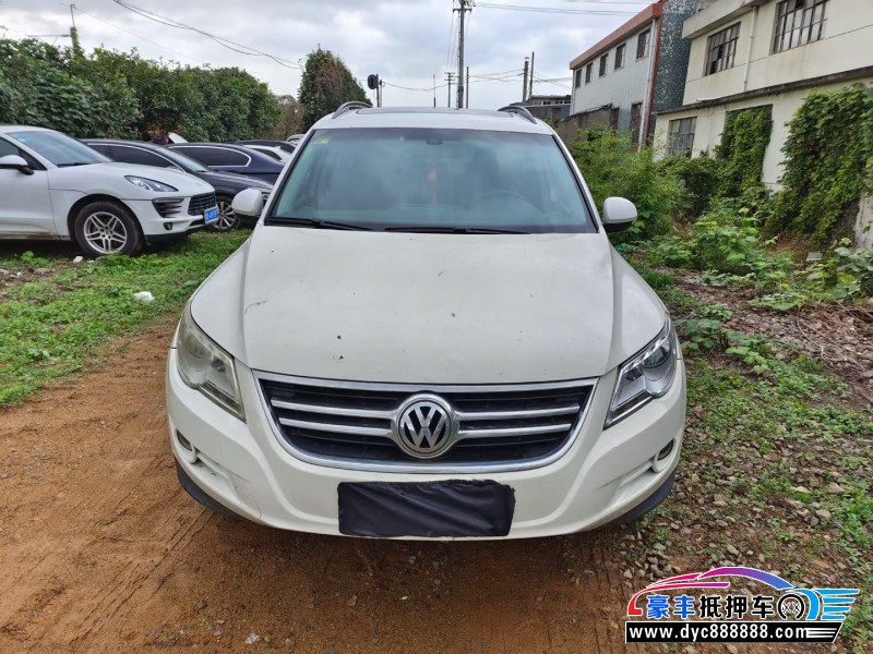 11年大众途威轿车抵押车出售