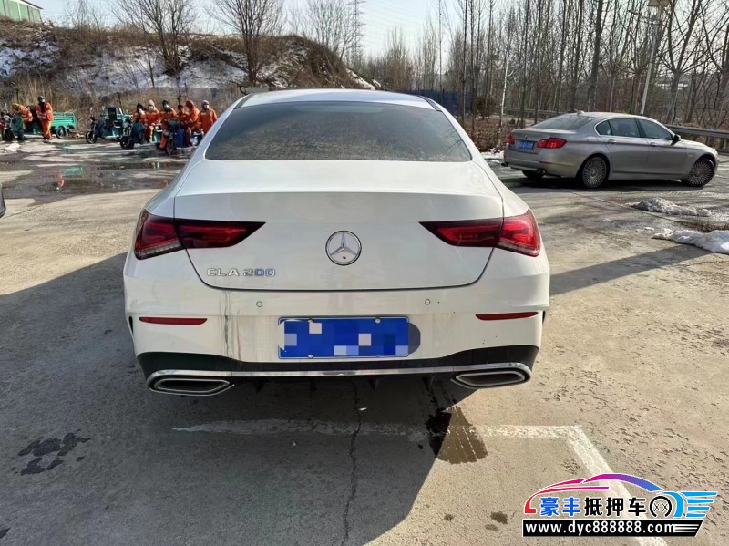 21年奔驰CLA轿车抵押车出售