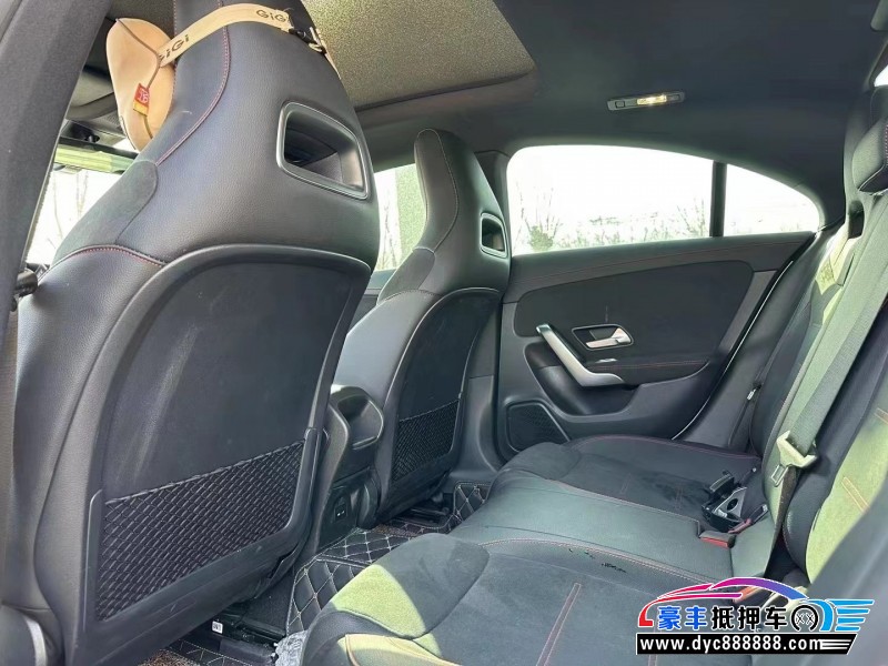 21年奔驰CLA轿车抵押车出售