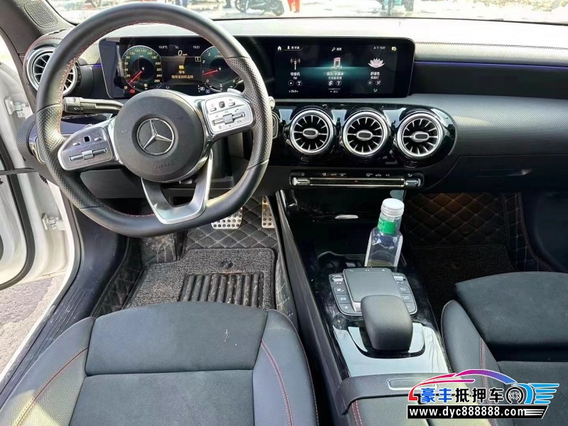 21年奔驰CLA轿车抵押车出售