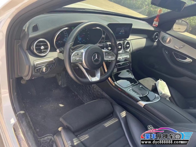 20年奔驰C轿车抵押车出售